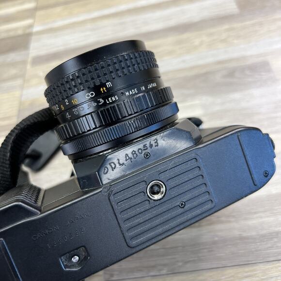 VTG Canon T50 SLR Film Camera 28mm Lens Manual Focus - JL457 - Picture 5 of 6